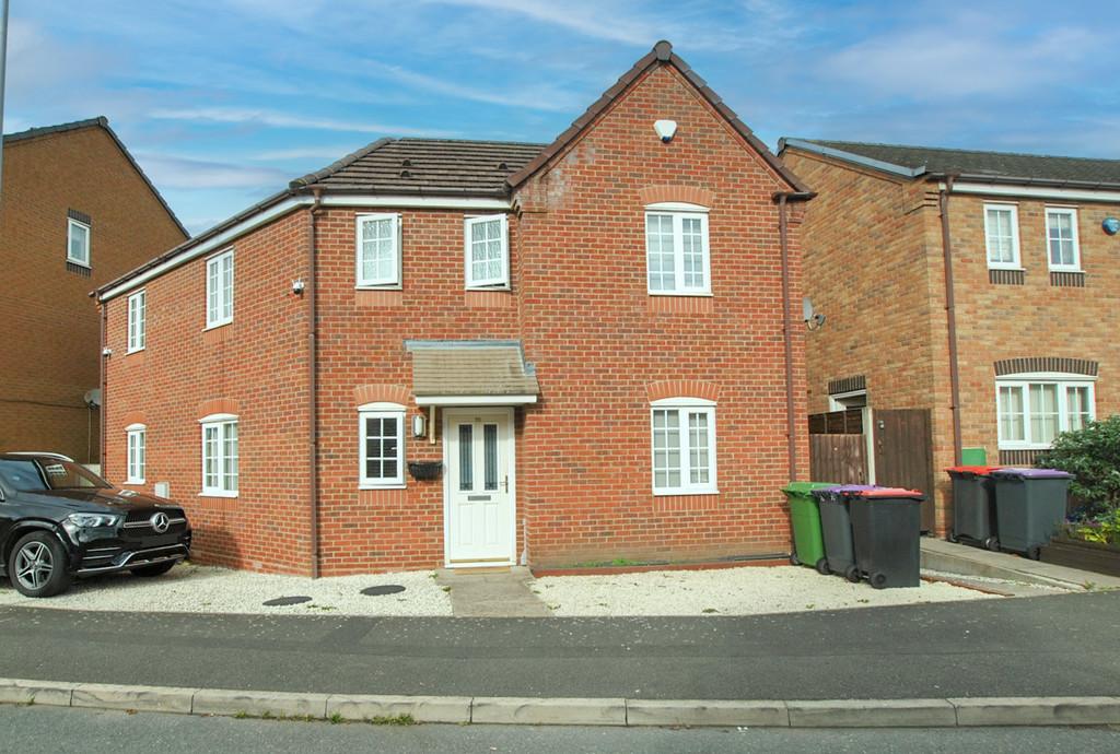 Marlborough Road, Hadley, Telford, TF1 5LN. 3 bed detached house for sale £260,000