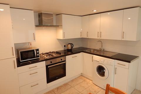 2 bedroom flat to rent, Cotleigh Road, London NW6