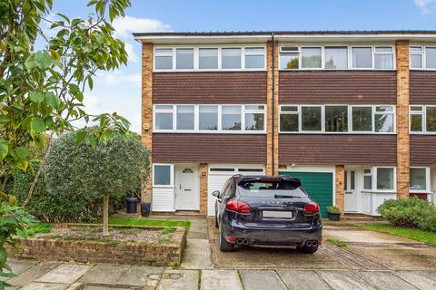 2 Perryfield Way, Richmond, TW10 7SP