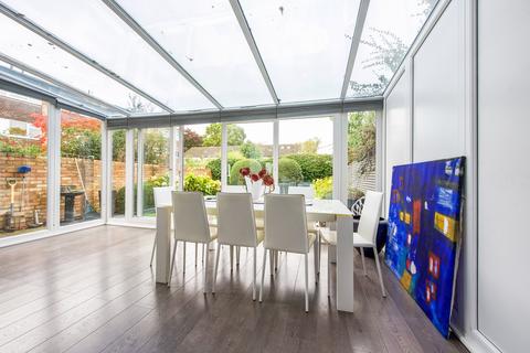 2 Perryfield Way, Richmond, TW10 7SP