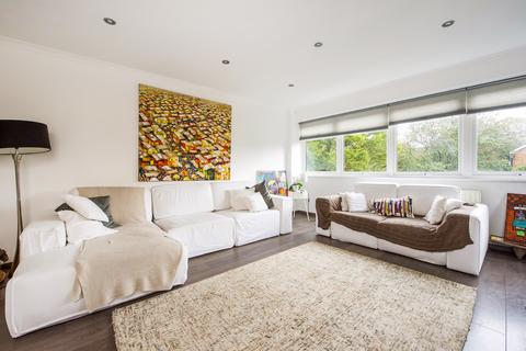 2 Perryfield Way, Richmond, TW10 7SP