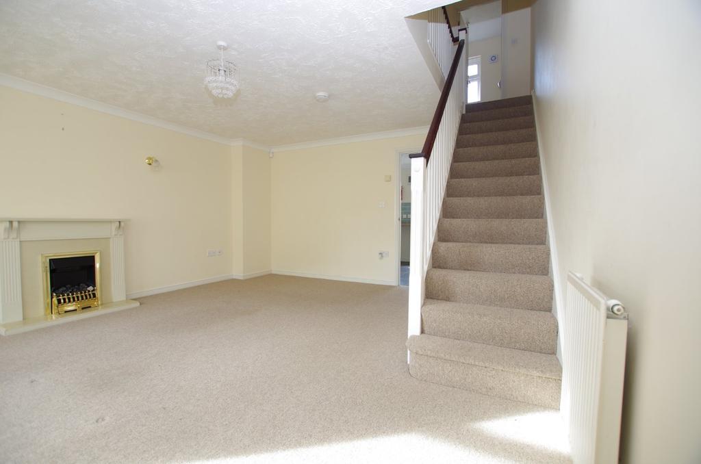 Boreal Way, Weston Village... 3 bed house - £950 pcm (£219 pw)