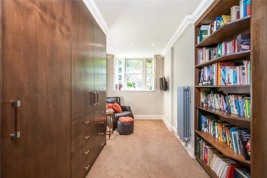 4th Bedroom/Study
