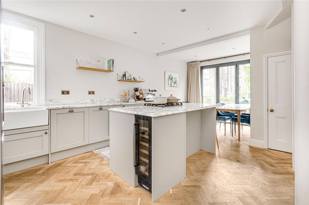 Barmouth Road, Wandsworth, London 1 bed £725,000