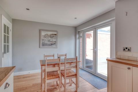 20 Jacomb Road, Lower Broadheath, Worcester, WR2 6QW