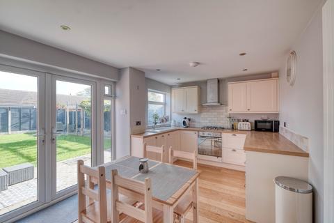 20 Jacomb Road, Lower Broadheath, Worcester, WR2 6QW