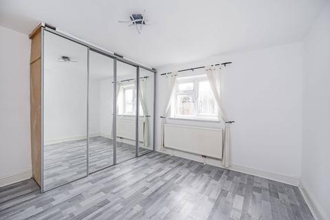 16 Plashet Road, London, E13 0PU