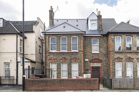 16 Plashet Road, London, E13 0PU