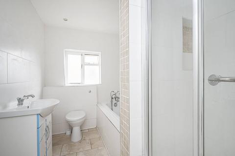 16 Plashet Road, London, E13 0PU