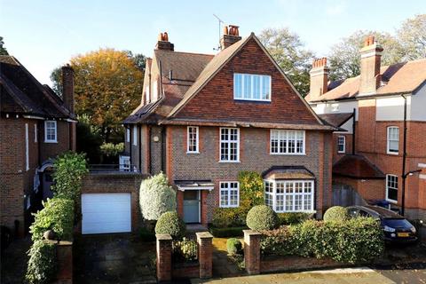 79 Murray Road, London, SW19 4PF