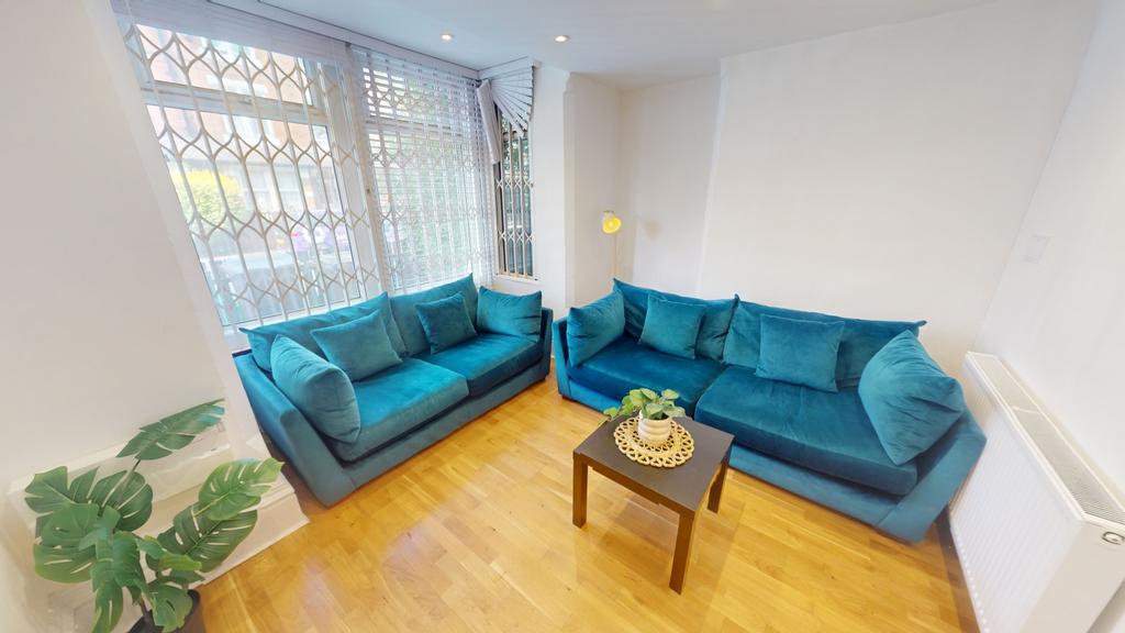 44 Burford lounge