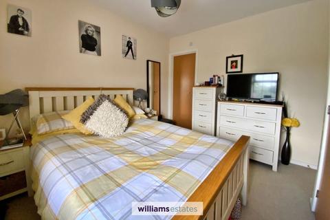 2 bedroom apartment for sale - Stryd Y Wennol, Ruthin