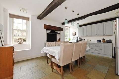 4 bedroom detached house for sale - The Red House, Church Street, Dronfield, Derbyshire, S18 1QB