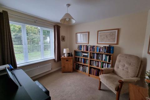 14 Trevince Road, Carnon Downs, Truro, TR3 6FN