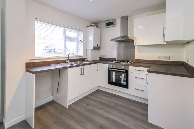 Belfield Road, Paignton 3 bed terraced house £1,200 pcm (£277 pw)