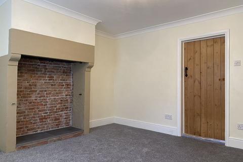 2 bedroom cottage to rent, Uttoxeter Road, Stoke-On-Trent