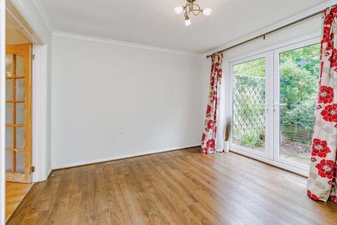 59 Arden Road, Furnace Green, Crawley, RH10 6HL