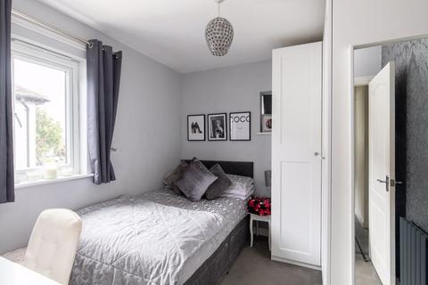 6 The Fairway, Bromley, BR1 2JY