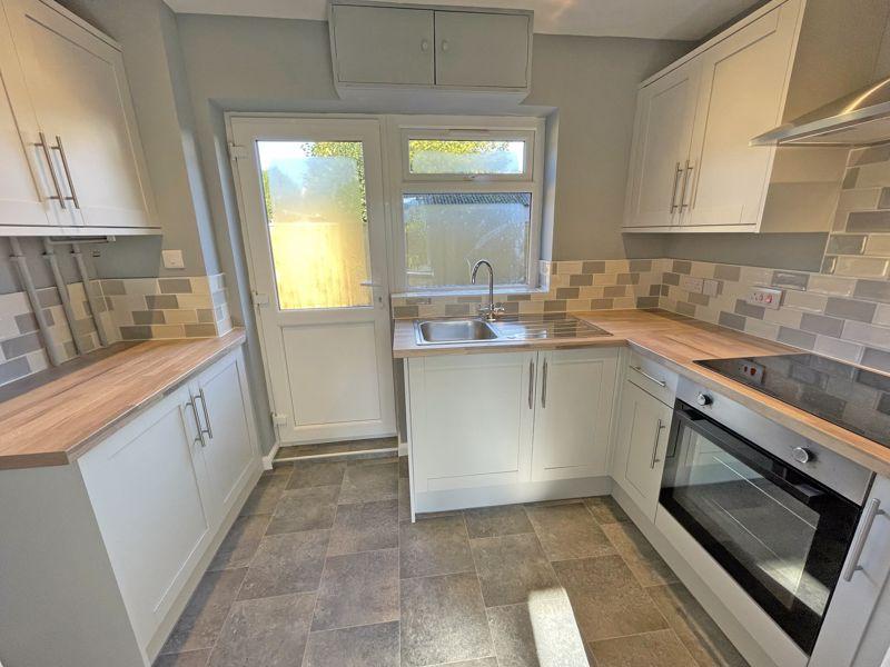 Manstone Avenue, Sidmouth 2 bed semidetached house £900 pcm (£208 pw)
