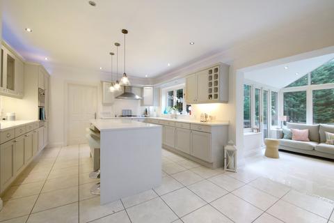 5 bedroom detached house for sale - Southcote Way, Penn, High Wycombe, HP10