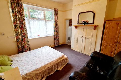 1 bedroom in a house share to rent, Wimborne Road
