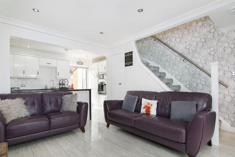 4 Buckstone Close, Edinburgh, EH10 6XA
