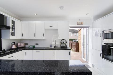 4 Buckstone Close, Edinburgh, EH10 6XA