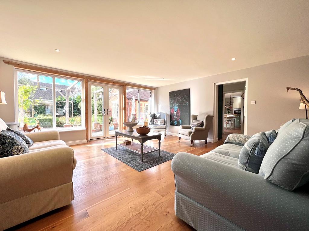 Rotten Row, Wanborough, Swindon, SN4 4 bed detached house for sale £