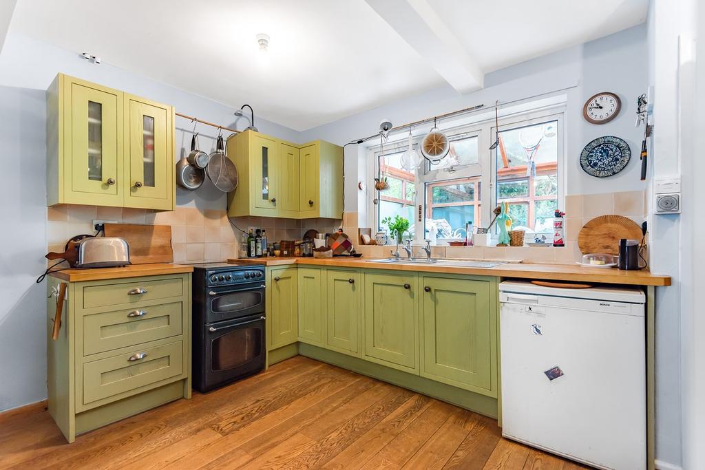 Bullocks Hill, St Pauls Walden... 3 bed semidetached house £600,000
