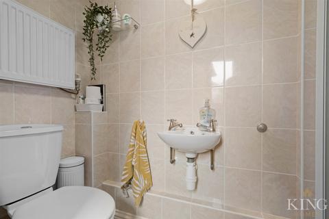 21 Crompton Avenue, Bidford On Avon, Alcester, B50 4DG