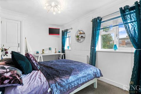 21 Crompton Avenue, Bidford On Avon, Alcester, B50 4DG