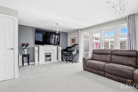 12 Ross Crescent, Inkberrow, Worcester, WR7 4FG