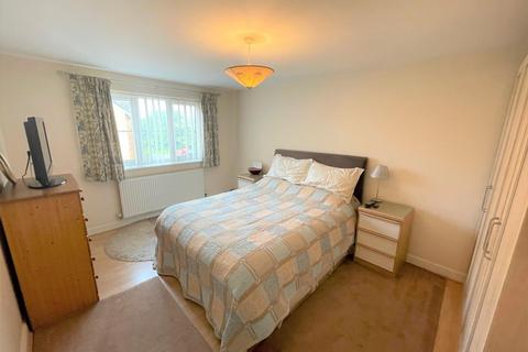 2 bedroom flat for sale - Guest Street, Leigh