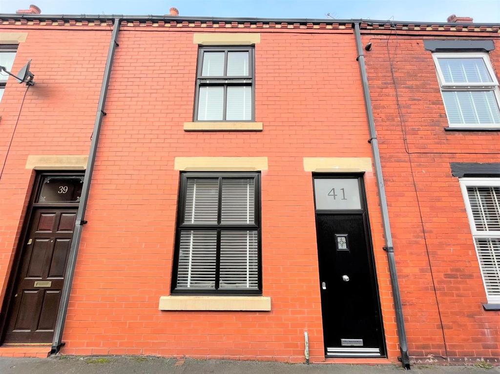 Clifford Street, Leigh 2 bed terraced house for sale £135,000