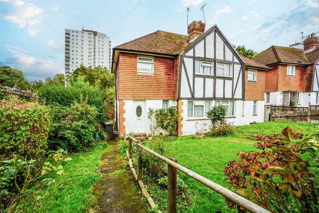 Oxford Road, St. LeonardsOnSea 3 bed semidetached house £265,000