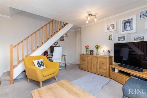 1 Devonish Close, Alcester, B49 6EG