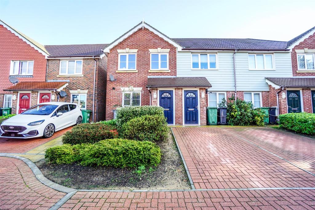 Endeavour Way, Hastings 3 bed end of terrace house £280,000
