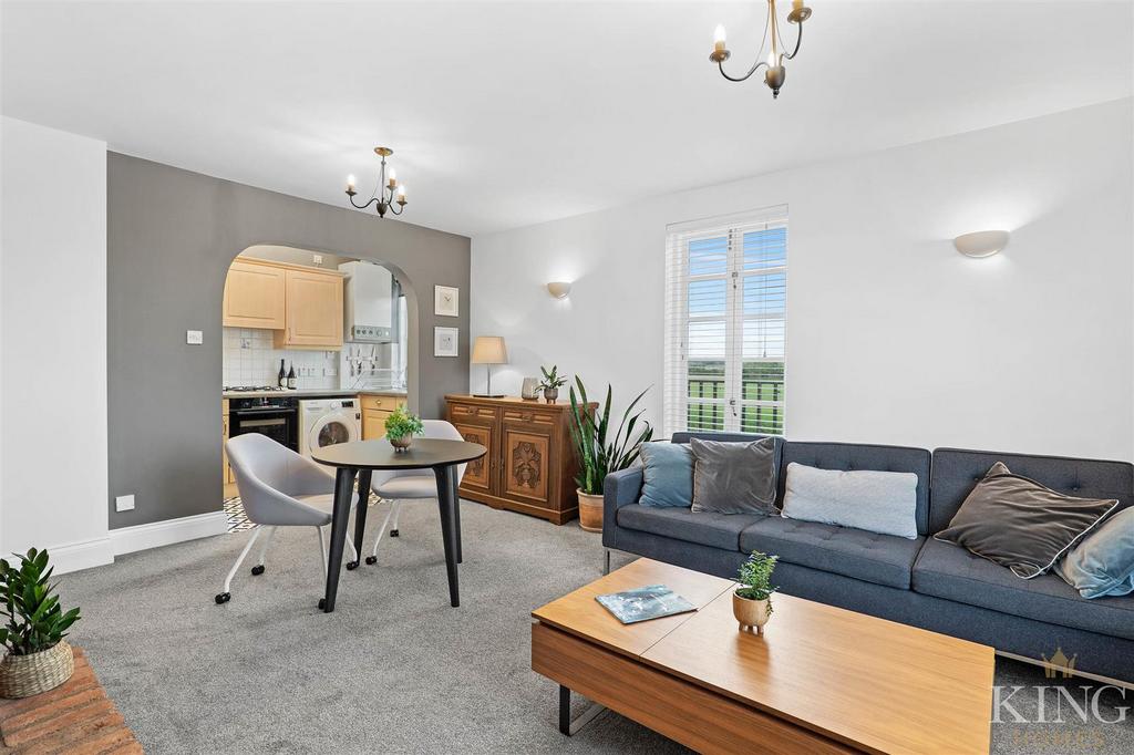 High Street, BidfordOnAvon 2 bed apartment £180,000