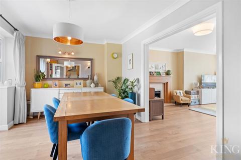 2 Garden Court, Bidford On Avon, Alcester, B50 4JQ