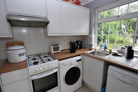 3 Barncoose Terrace, Illogan Highway, Redruth, TR15 3EP