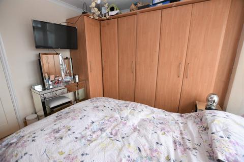 3 Barncoose Terrace, Illogan Highway, Redruth, TR15 3EP