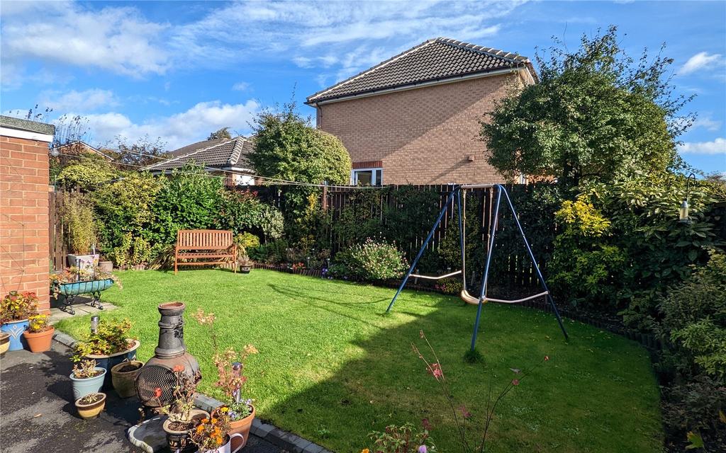 Water Royd Crescent, Mirfield, West... 3 bed semidetached house £210,000