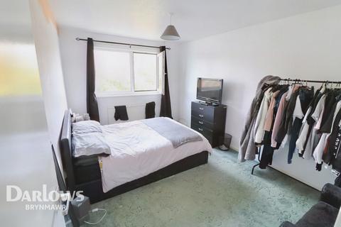 2 Saron Place, Ebbw Vale, NP23 6BQ