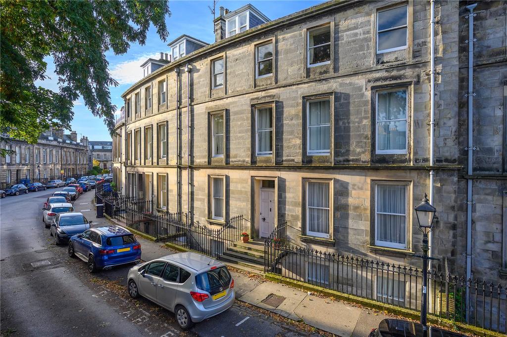 10c Howard Place