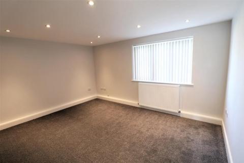 2 bedroom flat to rent, Maybury Court, Harrow, Middlesex, HA1 4YL