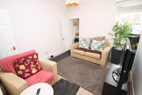 2 bedroom terraced house to rent, Matlock Street, Eccles, M30