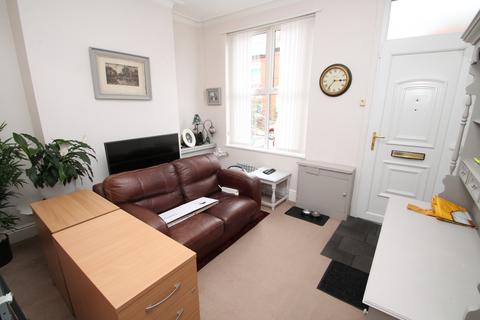 2 bedroom terraced house to rent, Matlock Street, Eccles, M30