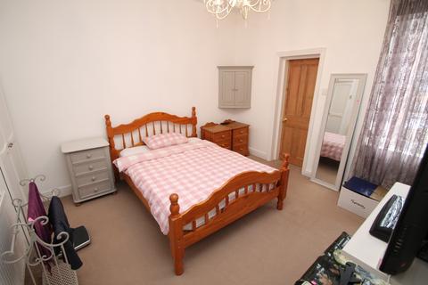 2 bedroom terraced house to rent, Matlock Street, Eccles, M30
