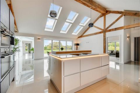 3, Hutton Meadow North Drive, Hutton, Brentwood, CM13 1SH