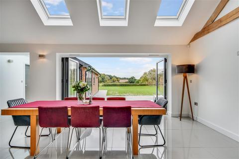3, Hutton Meadow North Drive, Hutton, Brentwood, CM13 1SH